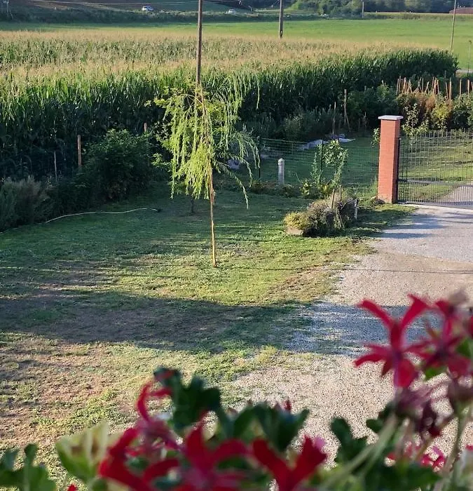 Cascina 'La Giardina'-1